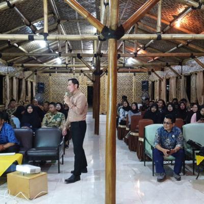 In House Training
